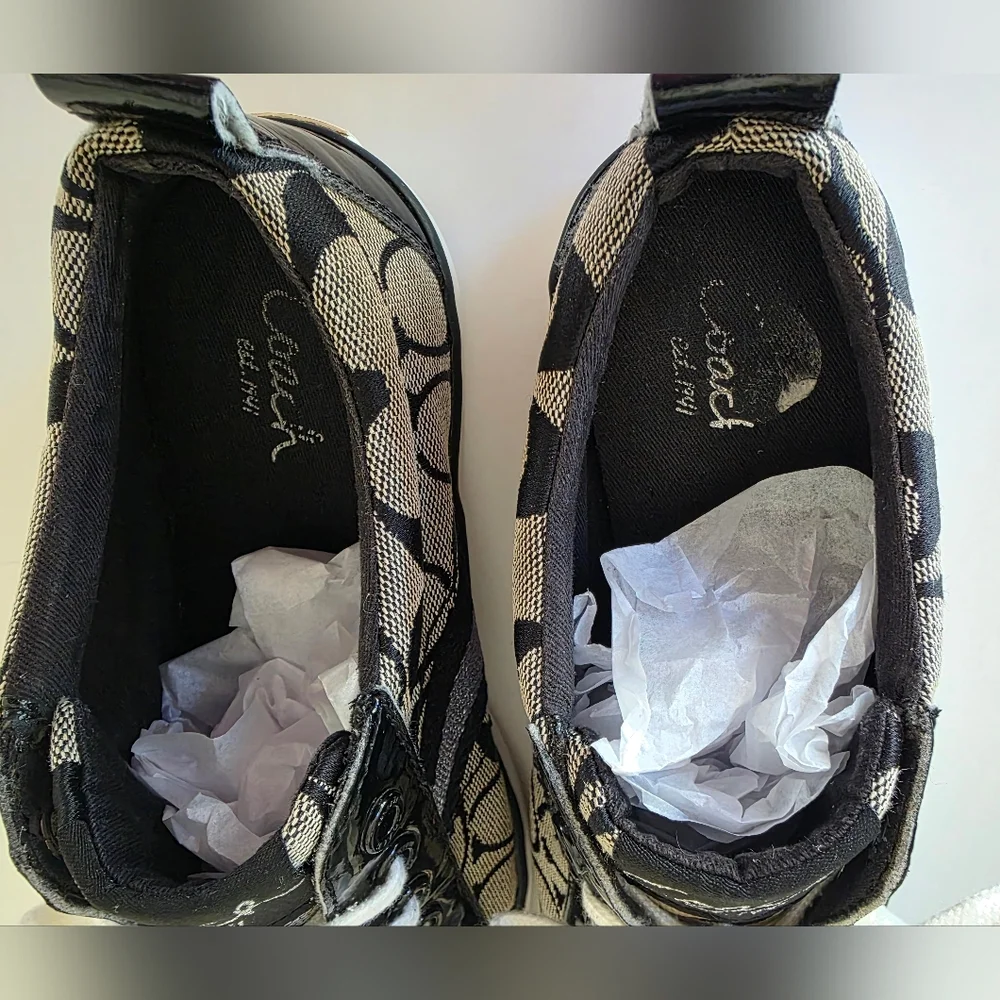 Coach Gibson Sneakers SZ 7B Signature Canvas Black White Lace Up Low Top Y2K - Picture 8 of 13